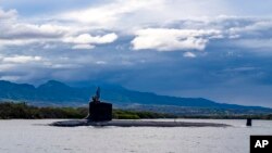 Tàu ngầm tấn công nhanh lớp Virginia USS Missouri của Mỹ. Úc sẽ mua tàu ngầm chạy bằng năng lượng hạt nhân lớp Virginia do Hoa Kỳ sản xuất để hiện đại hóa hạm đội của mình.