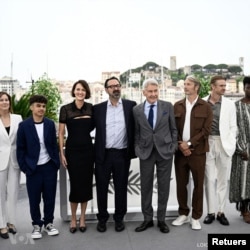 Harrison Ford receives his Honorary Palme d'Or Award in Cannes Festival (RETUERS)