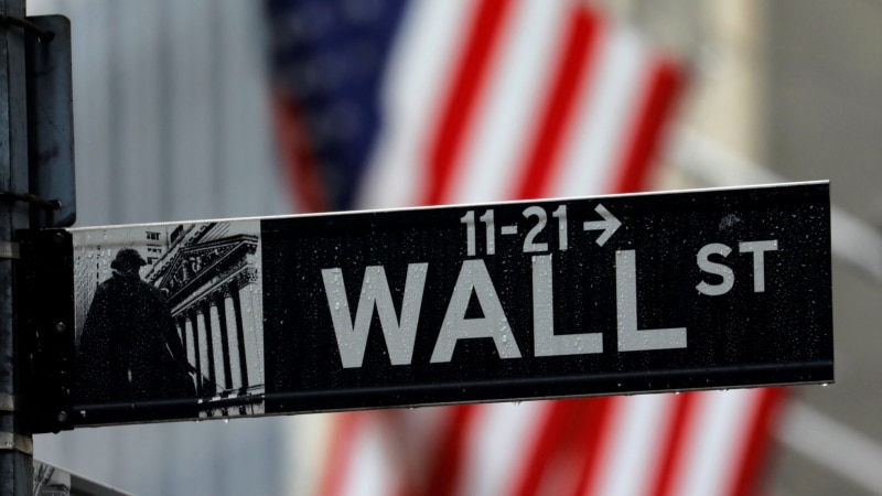 Wall Street week ahead - Flaring economic worries threaten US stocks rally 