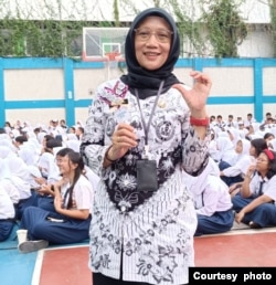 Sugiyarti, guru IPS di SMP Negeri 74 Rawamangun, Jakarta Timur (dok. pribadi)