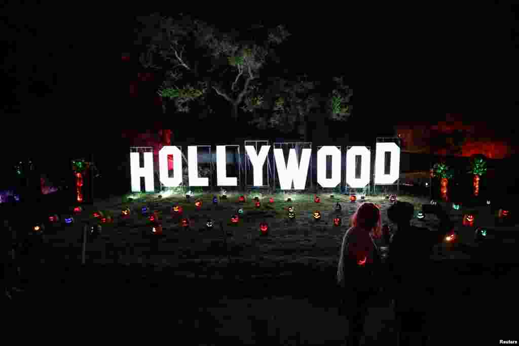 ہالووین کی سجاوٹ کا ایک منظر۔