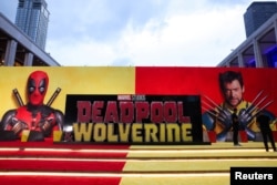 ป้ายภาพยนตร์ Deadpool & Wolverine ที่นครนิวยอร์ก เมื่อ 22 ก.ค. 2567