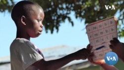 Mozambique Volunteers Host Portuguese Reading Camps