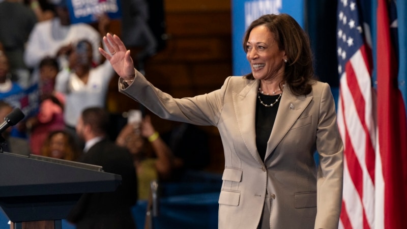 Harris hits fundraising trail amid calls for Biden to leave race 