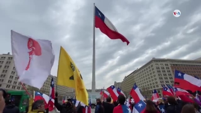 Chilenos marchan a 50 años del golpe militar de 1973 en Chile