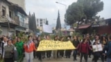 18 Mart 2023 - Samandağ'da kadınlar depremin ardından 40'ıncı günde yürüyüş düzenledi