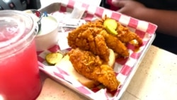 Vlogger on The Road: Ayam Nashville 50 kali Lipat Lebih Pedas dari Ayam Geprek!