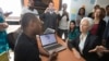 Mkurugenzi Mkuu wa Shirika la Fedha la Kimataifa (IMF) Christine Lagarde (kulia) akiwa katika maabara ya (kLab) huko Kigali. Picha na Reauters 