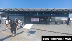 Subway workers strike in Izmir, Turkey