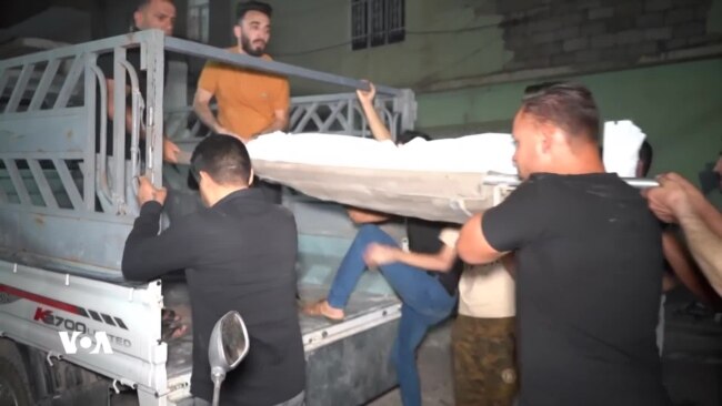 مەڕاسیمی بە خاکسپاردنی تەرمی ئەو خێزانەی لە هێرشە درۆنیەکەی نزیک پێنجوێن گیانیان لە دەستدا