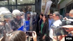 Dîmenek ji xwepêşandana DEM Partî li Colemêrgê. 6'ê Hezîranê, 2024. (Wêne: Arif Aslan)