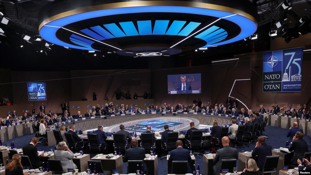 Các nhà lãnh đạo thế giới tham dự cuộc họp của Hội đồng NATO-Ukraine, trong hội nghị thượng đỉnh kỷ niệm 75 năm thành lập NATO tại Washington, ngày 11 tháng 7 năm 2024.