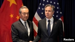 토니 블링컨 미국 국무부 장관과 왕이 중국 외교부장