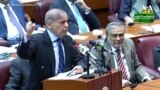 Парламентот на Пакистан се распушти, демократијата заслабува
