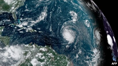 Lee close to hurricane strength in Atlantic, Expected to rapidly intensify