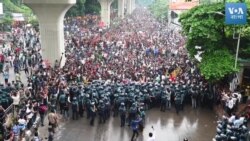 কোটা সংস্কার আন্দোলন: পুলিশের হুঁশিয়ারি উপেক্ষা করে শিক্ষার্থীদের 'বাংলা ব্লকেড' কর্মসূচি অব্যাহত