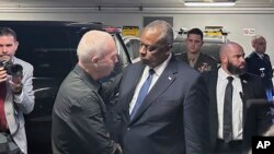 Sekretari i Mbrojtjes Lloyd Austin në takimin me Ministrin izraelit të Mbrotjes Yoav Gallant
