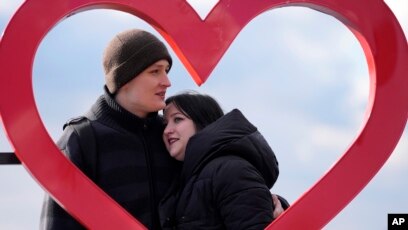 Russian Phrases: 15 Love Phrases for Valentine's Day & More