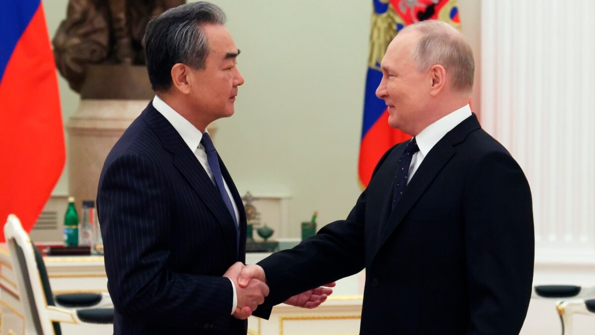 普京会晤王毅,证实习将访俄称俄中关系达到“新境界”