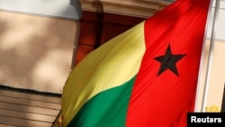 Bandeira da Guiné-Bissau.