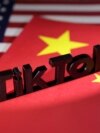 ILUSTRASI: Mayoritas warga Amerika percaya bahwa China menggunakan TikTok untuk membentuk opini publik AS. (REUTERS/Dado Ruvic)