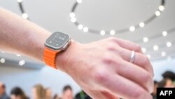 Peluncuran jam tangan Apple Watch Ultra 2 di Apple Park, Cupertino, California, 12 September 2023. (Nic Coury / AFP)