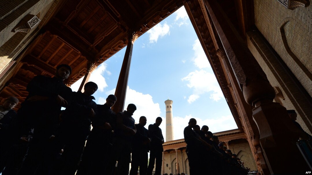 Toshkentdagi yangi masjidlarda 