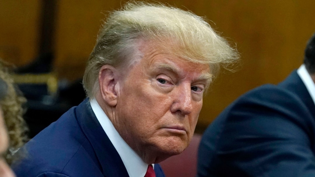 Rus pornosi qulni majburlagan