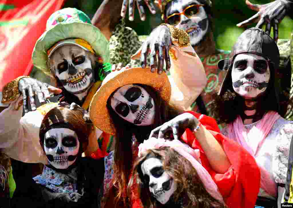 Performers take part in the annual street parade, which is part of the Carnival of Cultures celebrating the multi-ethnic diversity of the city, in Berlin, Germany, May 28, 2023. 