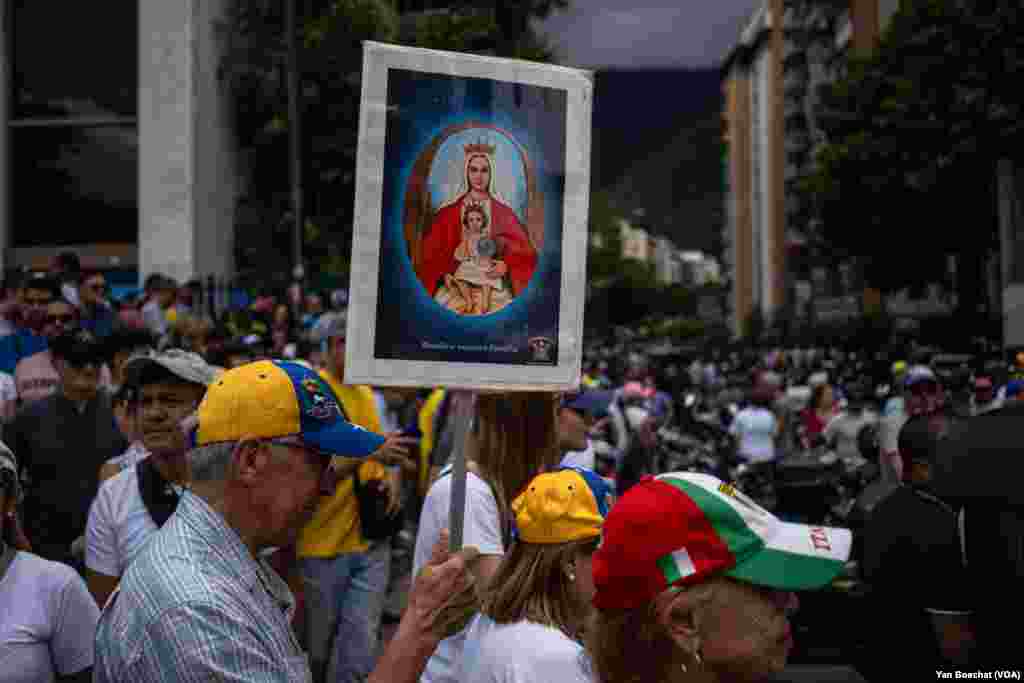 Opponents of President Nicolas Maduro took to the streets to greet the opposition candidate, Edmundo Gonzales, and the opposition leader, Maria Corina Machado, July 30, 2024.&nbsp;