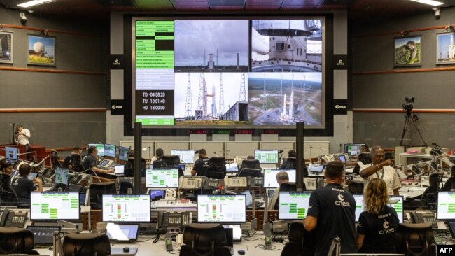 Engineers and managers monitor the parameters of the Ariane 6 launch in The Jupiter Room at The Guiana Space Centre in Kourou, French Guiana, July 9, 2024.