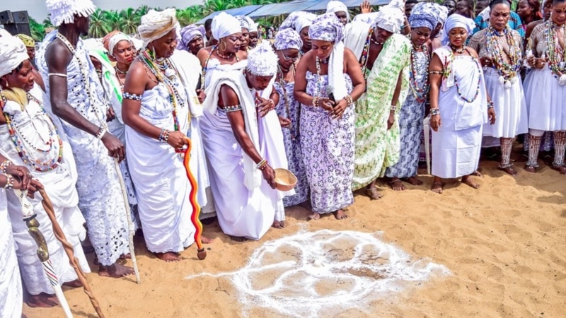 La divinité Dan Mamiwata vénérée au Bénin