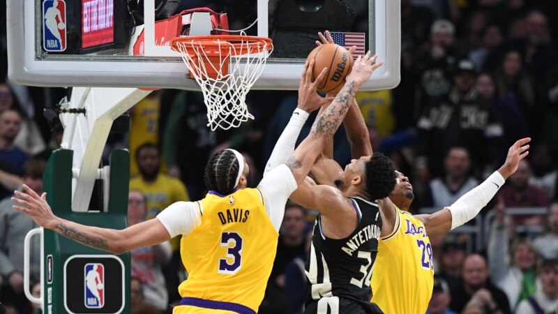 NBA: les Lakers éteignent les Bucks après un match fou