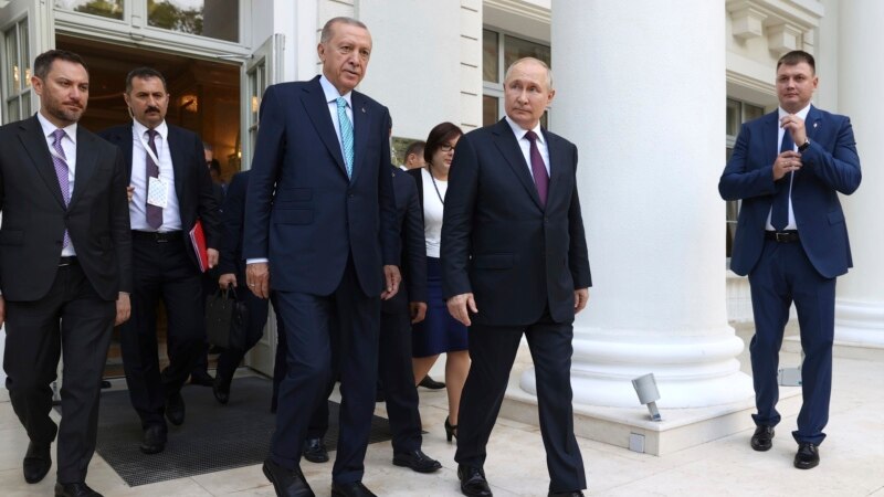 Erdogan, Putin Deepen Cooperation, Putting Ankara on Collision Course With Western Allies