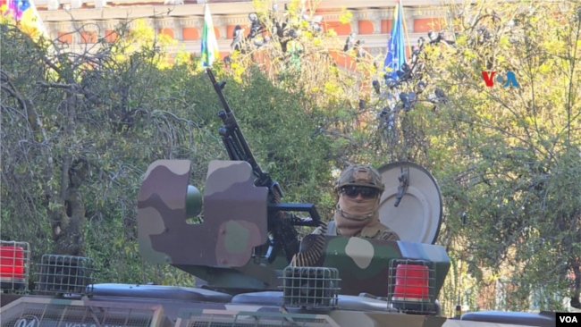 En Fotos | Movilización de militares en la plaza Murillo en Bolivia