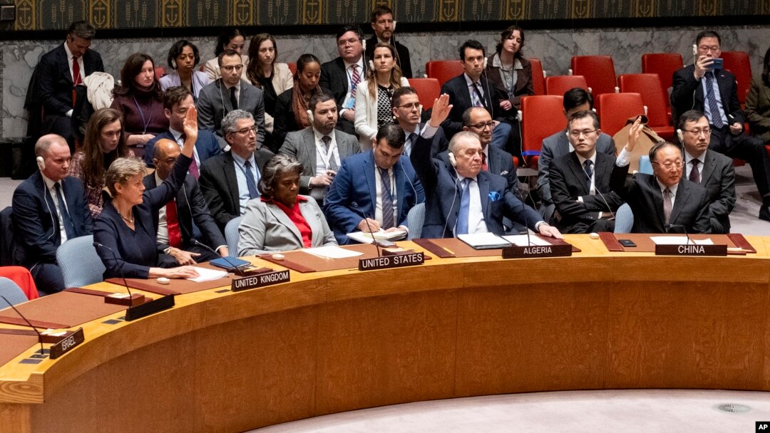 Израелскиот премиер ја откажа посетата на САД откако Советот за безбедност на ОН побара прекин на огнот за време на Рамазан, без условување на прекинот на огнот со ослободување на заложниците што ги држи Хамас