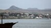 Foto ilustrasi yang menampilkan bagian dari kapal Lady Elizabeth yang yang mengalami kecelakaan terlihat dari Pelabuhan Stanley di Kepulauan Falkland, pada 17 Mei 2018. (Foto: Reuters/Marcos Brindicci)