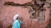 مقامات مراکش می&zwnj;گویند که زلزله&zwnj;ای به شدت ۶.۸ به مقیاس ریکتر روز جمعه هشتم سپتمبر (۱۷ سنبله) جنوب غرب این کشور را لرزاند و جان بیش از ۱۰۰۰ نفر را گرفت و بیش از ۱۰۰۰ نفر دیگر زخمی شده اند که وضعیت صد نفر وخیم است.