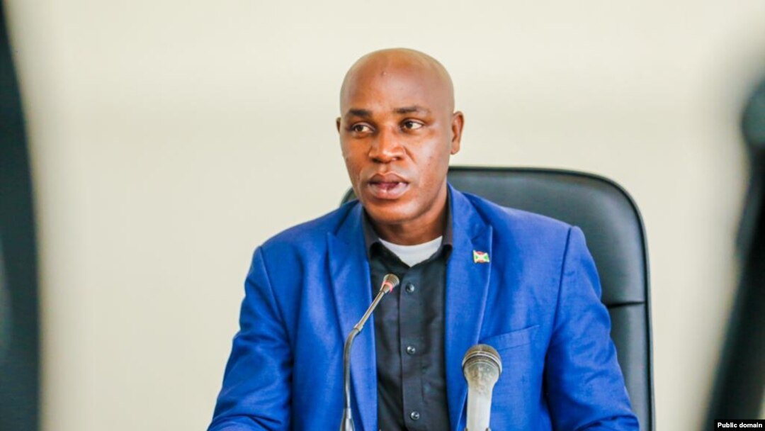 Martin Ninteretse, umushikiranganji w’intwaro yo hagati mu gihugu n’umutekano mu Burundi.
