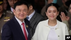 Ông Thaksin Shinawatra và con gái Paetongtarn, tân thủ tướng Thái Lan