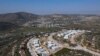 Pemandangan dari wilayah pemukiman Yahudi Eli di Tepi Barat, dalam foto yang diambil pada 14 Februari 2023. (Foto: AP/Ariel Schalit)