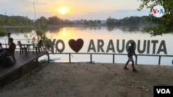 Una imagen del municipio de Arauquita, en el departamento colombiano de Arauca, en la frontera con Venezuela, una de las regiones donde el Departamento de Estado mantiene el máximo nivel de alerta en seguridad. [Foto: Johan Reyes, VOA].