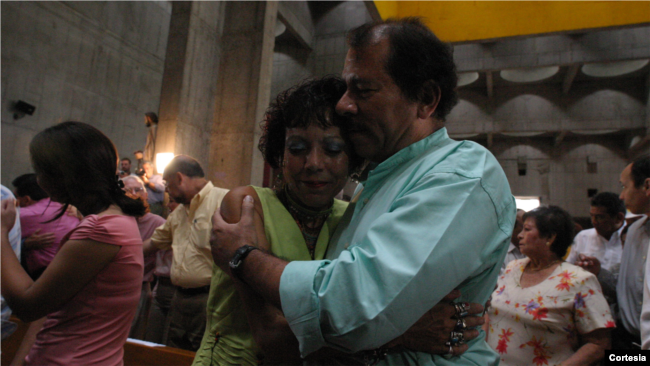 ARCHIVO. Daniel Ortega acude a la Catedral de Managua. Foto: Cortesía Óscar Navarrete