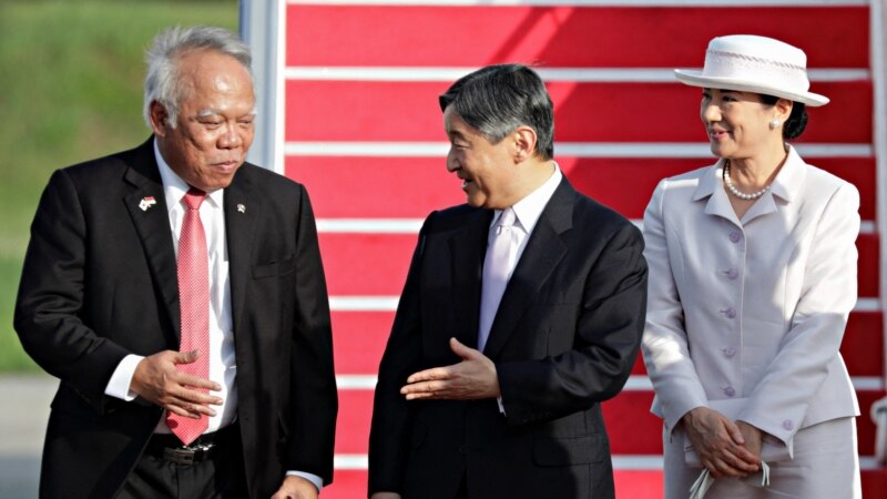 Kaisar Jepang Memulai Lawatan ke Indonesia 8 Kaisar Jepang Memulai Lawatan ke Indonesia