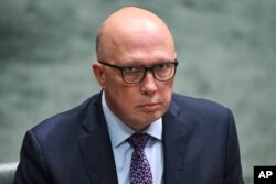 Pemimpin oposisi Australia Peter Dutton saat tanya jawab di Gedung Parlemen di Canberra, Kamis, 15 Juni 2023. (Lukas Coch/AAP melalui AP)