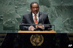 El presidente de Dominica, Charles Savarin, se dirige al 78º período de sesiones de la Asamblea General de las Naciones Unidas, el jueves 21 de septiembre de 2023.