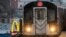 ILUSTRACIJA - Voz njujorškog metroa an liniji 4 (Foto: AFP/Adam Gray)