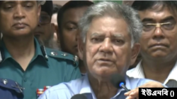 অন্তবর্তীকালীন সরকারের স্বরাষ্ট্র উপদেষ্টা এম সাখাওয়াত হোসেন।