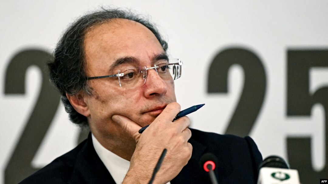 FILE - Pakistan's Finance Minister Muhammad Aurangzeb addresses a press conference a day after releasing the country's annual federal budget for the fiscal year 2024-25 in Islamabad, June 13, 2024.