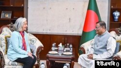 পররাষ্ট্র মন্ত্রণালয়ে বাংলাদেশের পররাষ্ট্রমন্ত্রী ড. হাছান মাহমুদের সঙ্গে সৌজন্য সাক্ষাৎ করেন বাংলাদেশে নিযুক্ত ফ্রান্সের রাষ্ট্রদূত মেরি মাসদুপুই।